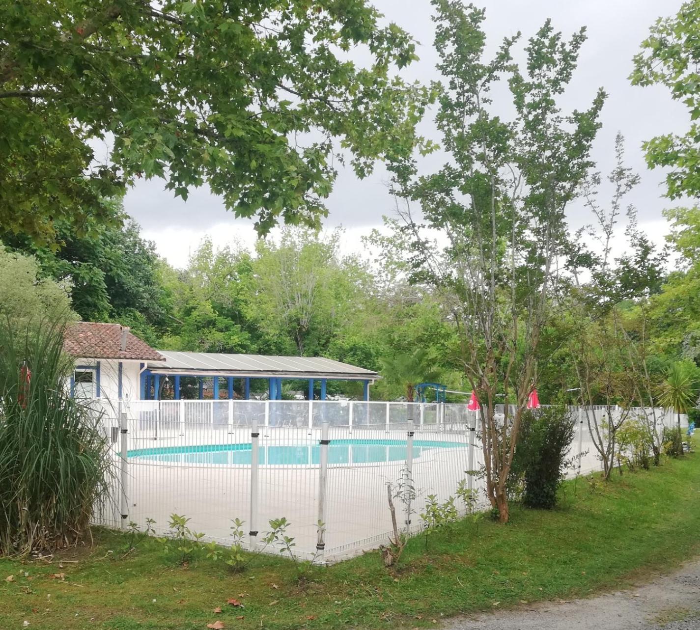 Petite Maison De Vacances Hotel Onesse-et-Laharie ภายนอก รูปภาพ